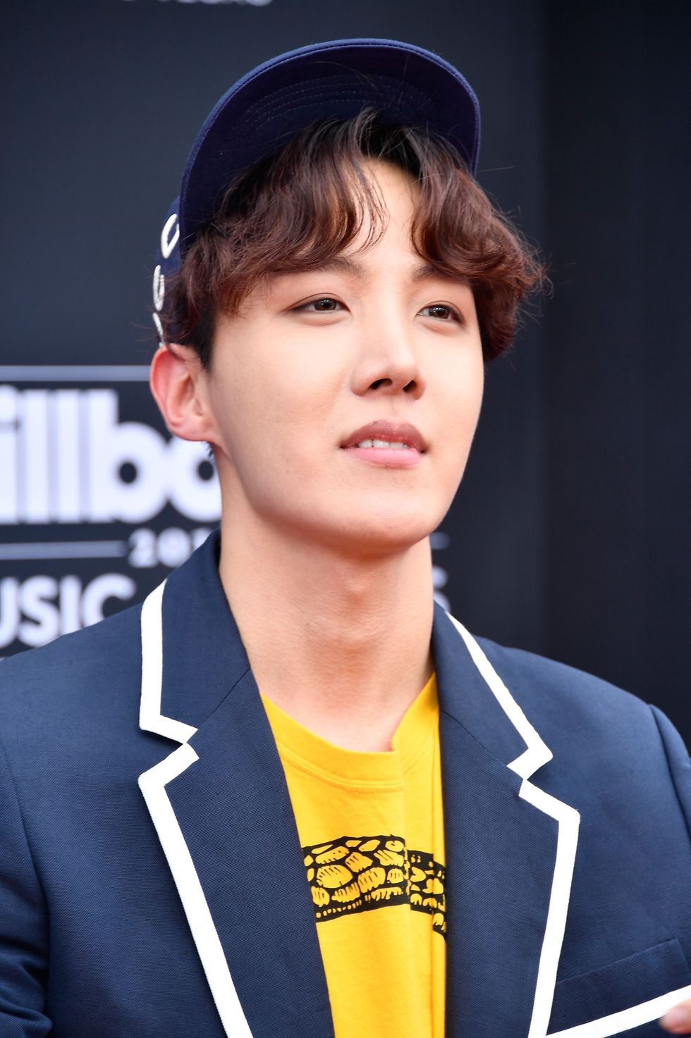 国際ブランド bts ホソク J-HOPE BTS(防弾少年団)のメンバー紹介～J