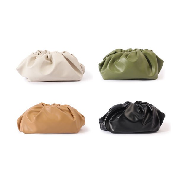 長31 高14 厚10 背帶135平放測量 單位公分(cm)磁扣開關 側邊有拉鍊暗袋 背帶可調整長度質感很好，像小羊皮非常軟完全不假容量大很好裝今年最夯的一款包包一定要買一咖的阿!#影片是實拍#下單即