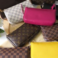 กระเป๋ามือ 2 ❤️ LV USED BY KC