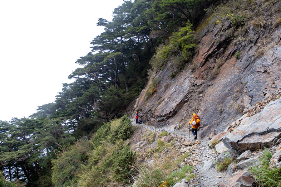 山女孩MelissaxMao冒險生活_八通關上玉山-8736.jpg