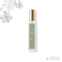 ◎適用於燙後受損髮絲居家修護保養|◎珍貴的奇蹟之樹萃取-辣木精華油|◎給予燙髮受損的髮絲。極致的完美修護品牌:鈴蘭本真品牌定位:開架品牌種類:護髮商品名稱:【鈴蘭本真】OLIVIA小蒼蘭極緻髮香精華油