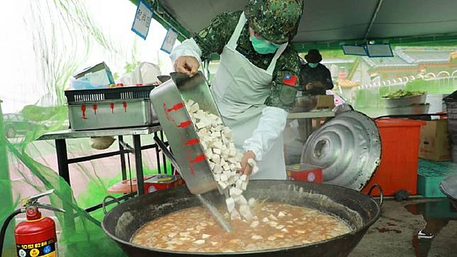 軍中伙食示意圖。圖／翻攝自中華民國陸軍司令部