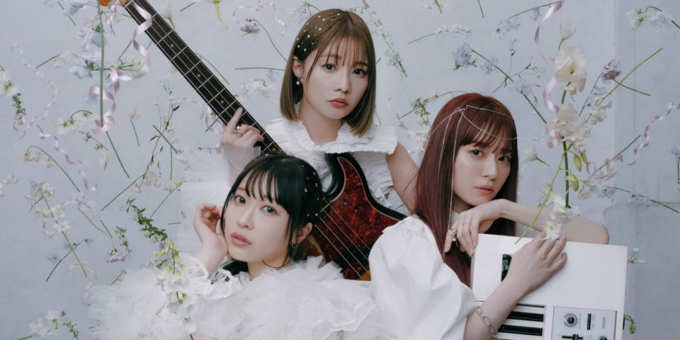 SILENT SIREN | LINE Official Account