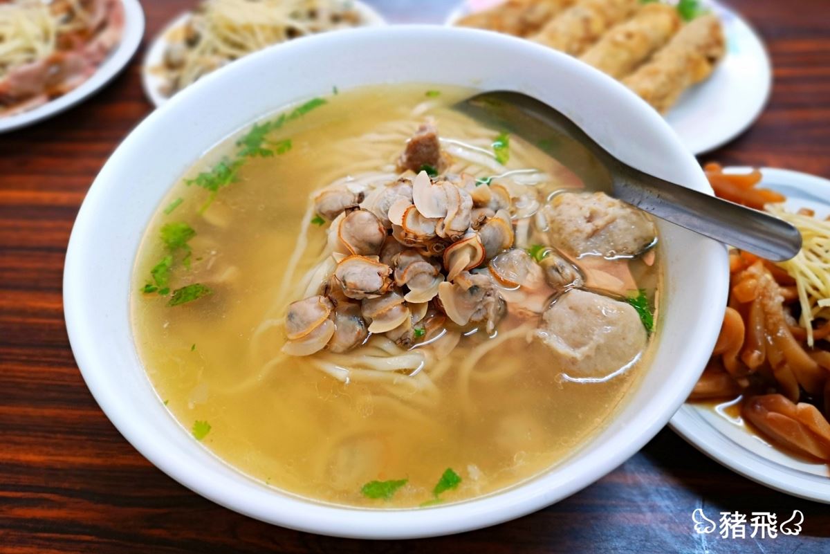 通通50年起跳！彰化６排隊老店：80年爌肉飯霸主、木瓜牛奶創始店、免費喝湯