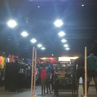 台中麗寶 Nike swim Havaianas