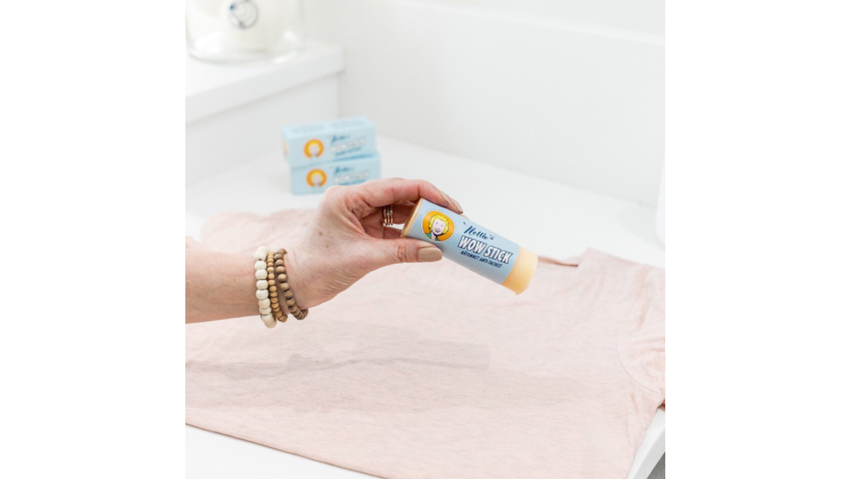 如果我們能神奇地消除那些意外與粗心造成的小髒污，那不是很棒嗎？ 來自 Nellie's 100% 天然植物性成份超強去漬棒，採用天然成份製成，不含染料與合成香精，成份包含檸檬草與甜橙精油，可與清潔成份