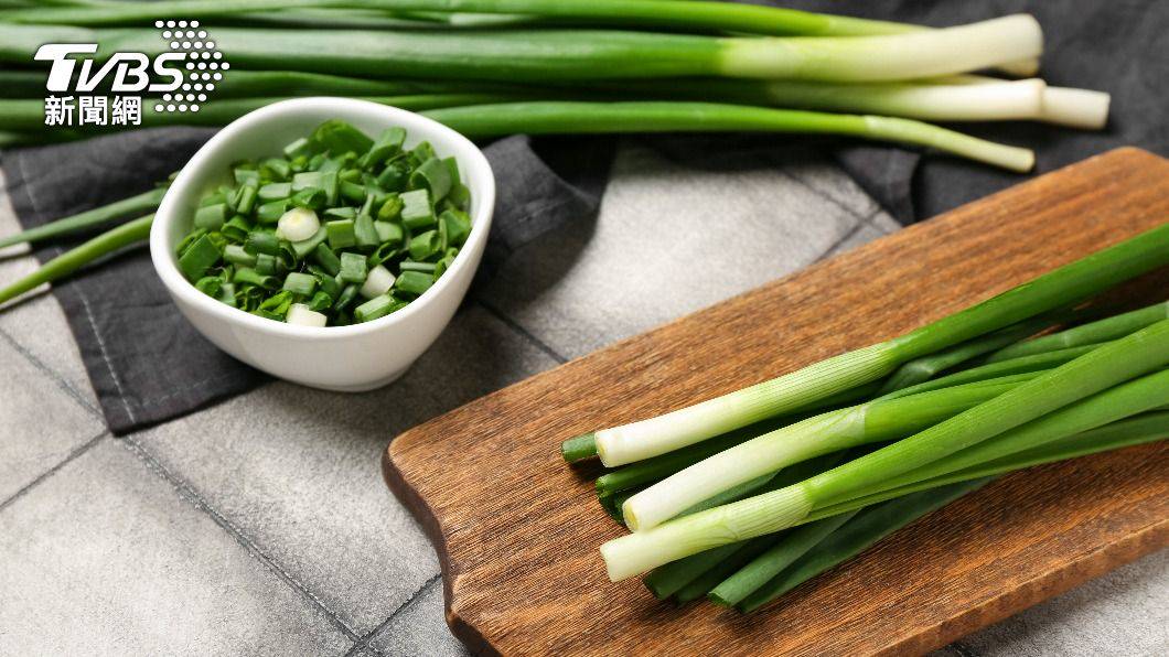 The Health Benefits of Green Onions Cancer Prevention and Nutritional