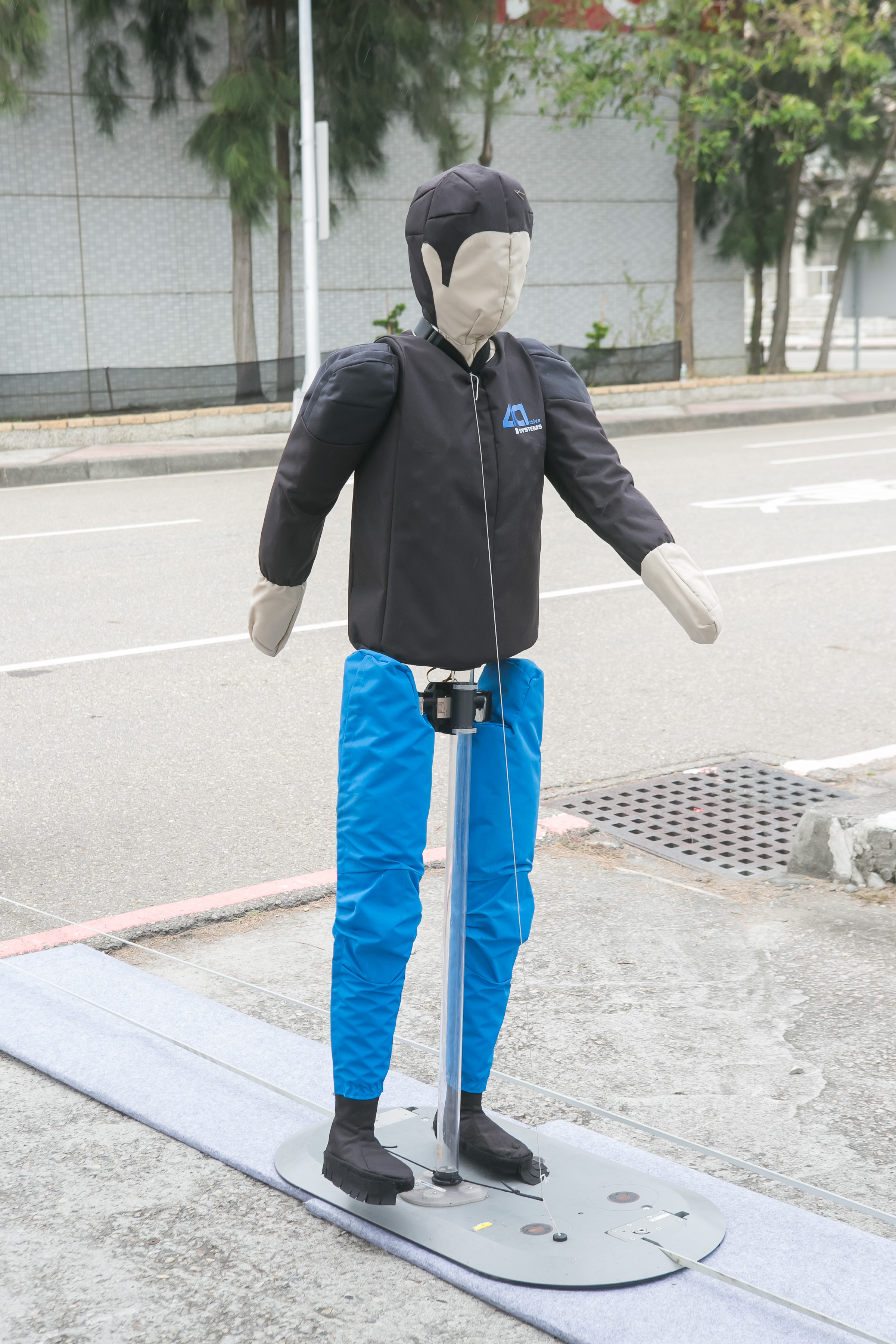 自動緊急煞車系統能預防悲劇發生，但你知道該怎麼測試嗎？