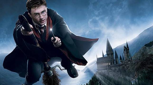 Penggemar Rayakan Ulang Tahun Harry Potter dengan Cara Ini