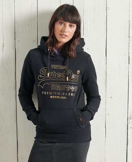 Nothing beats the original and vintage pieces. This hoodie exudes classic Superdry and is sure to ma
