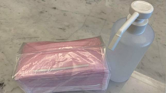公司行號拿營登可買12罐防疫酒精（圖蘭姆酒吐司拍攝）88347108_536831253609018_5466288500632453120_n_meitu_1