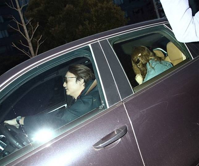 香取慎吾高調同拍拖多年女友溫馨 On Cc 東網 Line Today