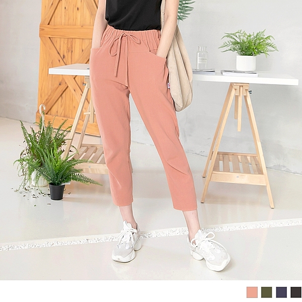 舒適休閒版型的老爺褲率性又不失正式感