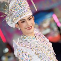บ้านฮักฟอสกฤศตไช (ต้าวฟอส พระเอกเสียงใส )