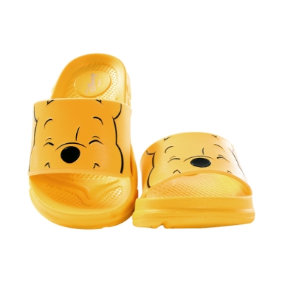流線美型設計,服貼腳型超舒適 小熊維尼圖案更讓整體活潑亮眼
