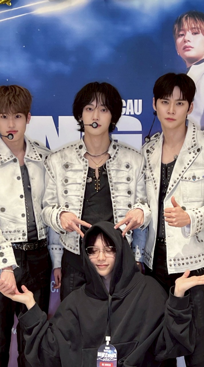 โชว์อะไรดีที่สุด โชเบ้บไงครับ🧲