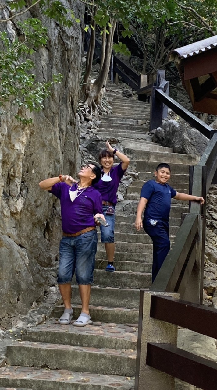 แอบมองเมืองไทยที่ได้เกิดได้อยู่ได้ตาย