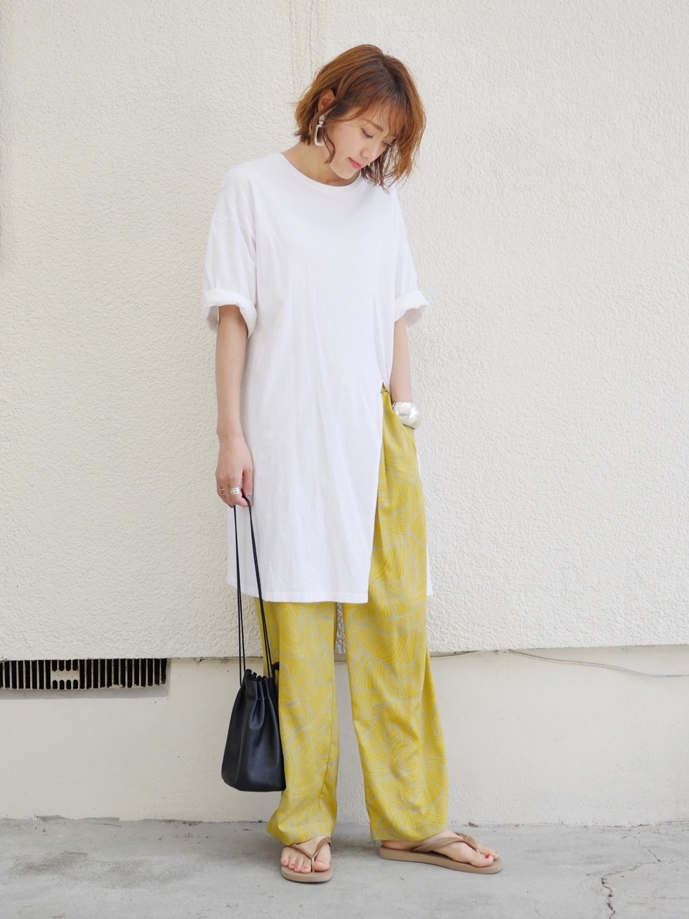 日本女生都在穿「白Tee」！為衣著傳達簡約質感的休閒Look4