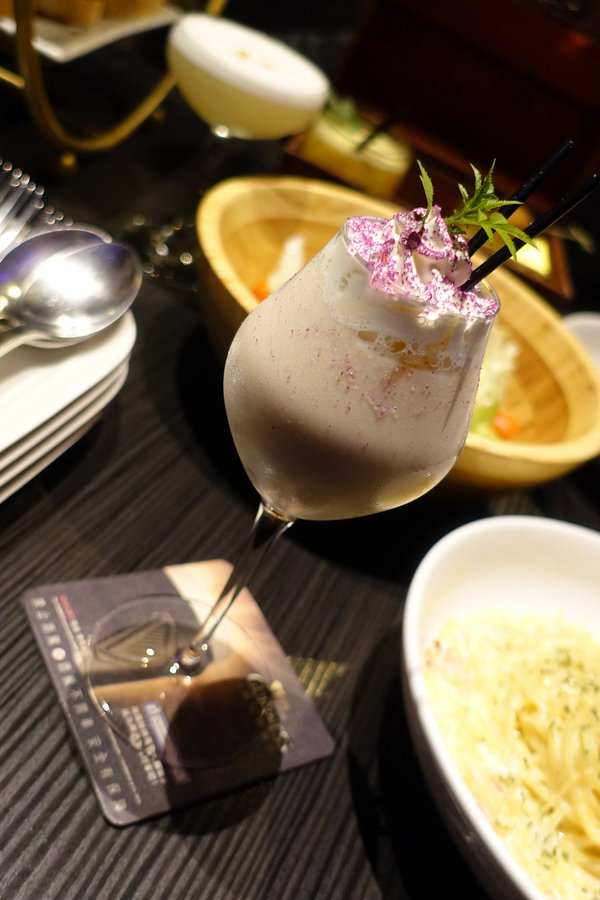 台北餐酒館聚餐-Elfin精靈餐酒館，超好拍IG網美餐酒館，水準之上的酒吧餐點，調酒超好喝的台北酒吧餐廳，台北調酒餐廳推薦