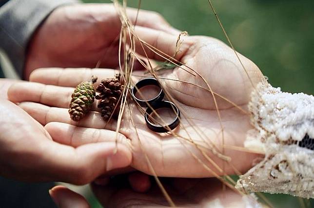 14 Arti Mimpi Lamaran, Ada Konflik Hingga Usaha Meraih Sesuatu |  Theasianparent | Line Today