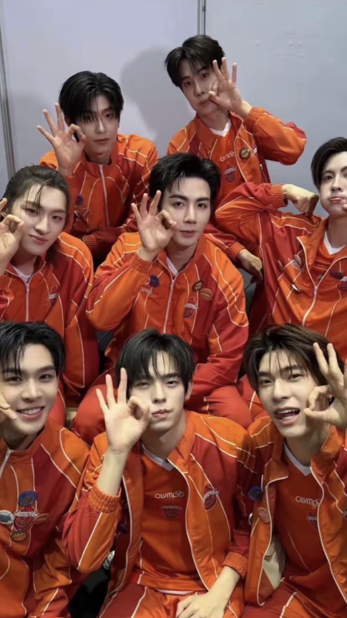 💙 - ด้อม GMM / DMD - 🧡