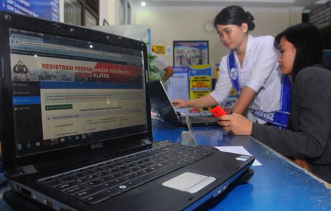 5 Hal Ini Akan Bikin Kamu Menyesal Bikin SIM Lewat Calo