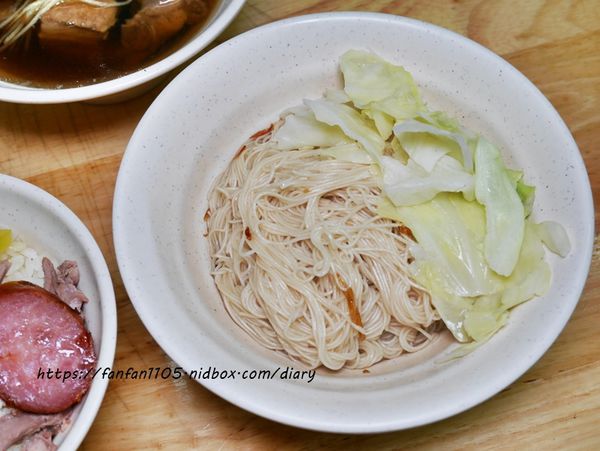 【樂華夜市美食】鐘點棧 當歸鴨 鴨肉飯專賣店 #銅板美食 #台灣小吃 #永安市場站 #永和美食 (16).JPG