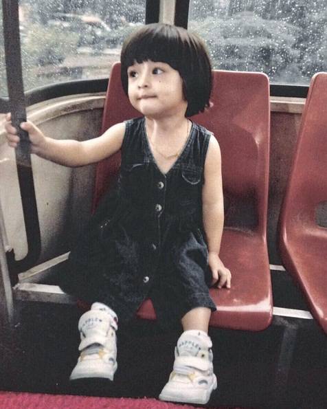 Gemas Rambut Berponi Nikita Willy Unggah Potret Masa Kecil Gemas Rambut Berponi Nikita Willy Unggah Potret Masa Kecil