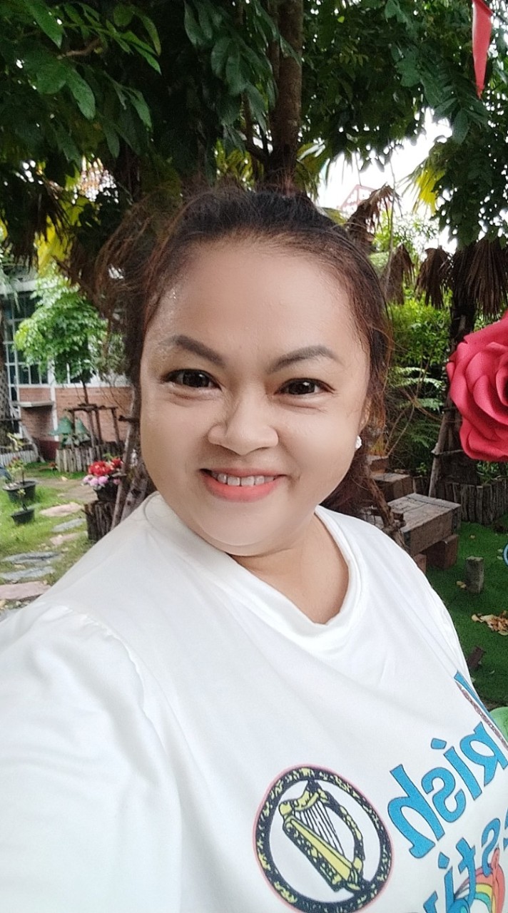 ข้าวกล่องข้างร้านน้ำป้าโส