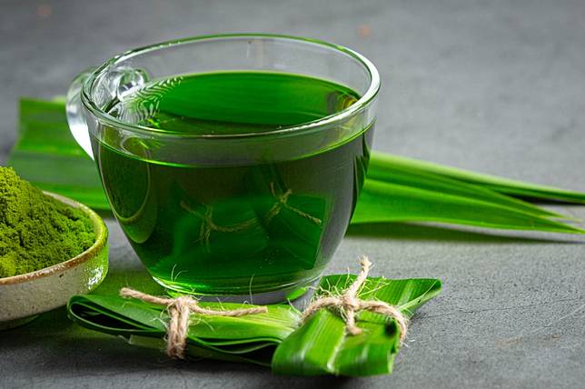 Khasiat Dahsyat Air Rebusan Daun Pandan Untuk Kesehatan Cukup 3 4 Lembar Untuk 940 Ml Gridhealth Id Line Today