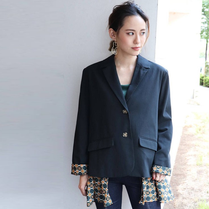 MURUA [K1181-701] 幾何圖形拼接西裝外套(2色)