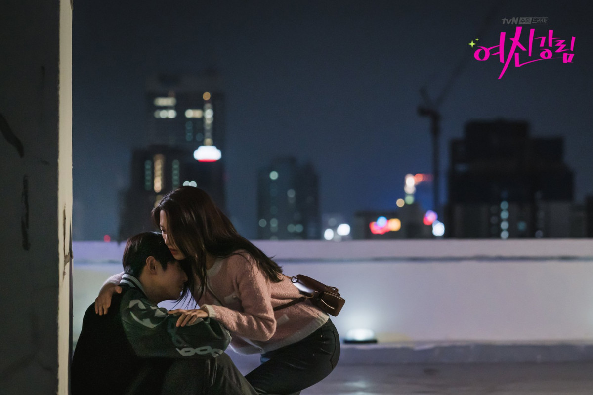 《女神降臨》文佳煐/任朱靜 同款包2：JOY GRYSON Claire Luxe（約NT.9150）