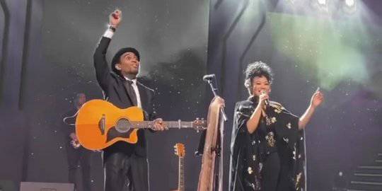 Lirik Lagu Cinta Dan Rahasia Feat Glenn Fredly Yura Yunita Merdeka Com Line Today