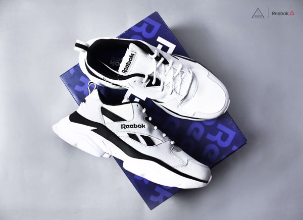 ISNEAKERS Reebok Royal Bridge 3.0 x Wanna One 黑白 老爹鞋 增高 DV8338