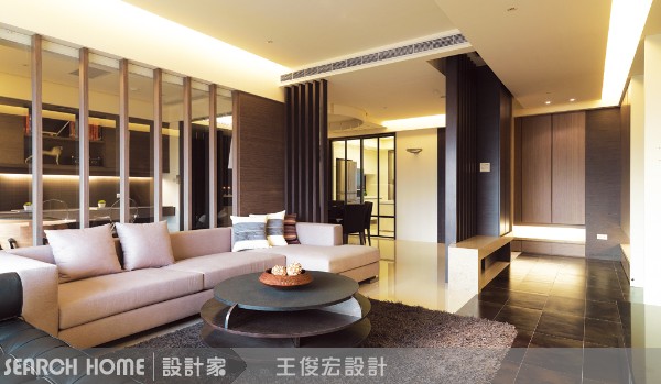 掌握清玻璃元素，打造清透有型的現代居家