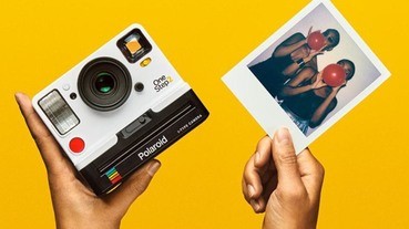 還在拿著單反裝文青？ Out 了！用寶麗來才是最潮