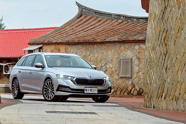 聰明又懂玩的低調型男skoda Octavia Combi 2 0 Tsi 4x4 金門試駕 Zeek玩家誌 Line Today