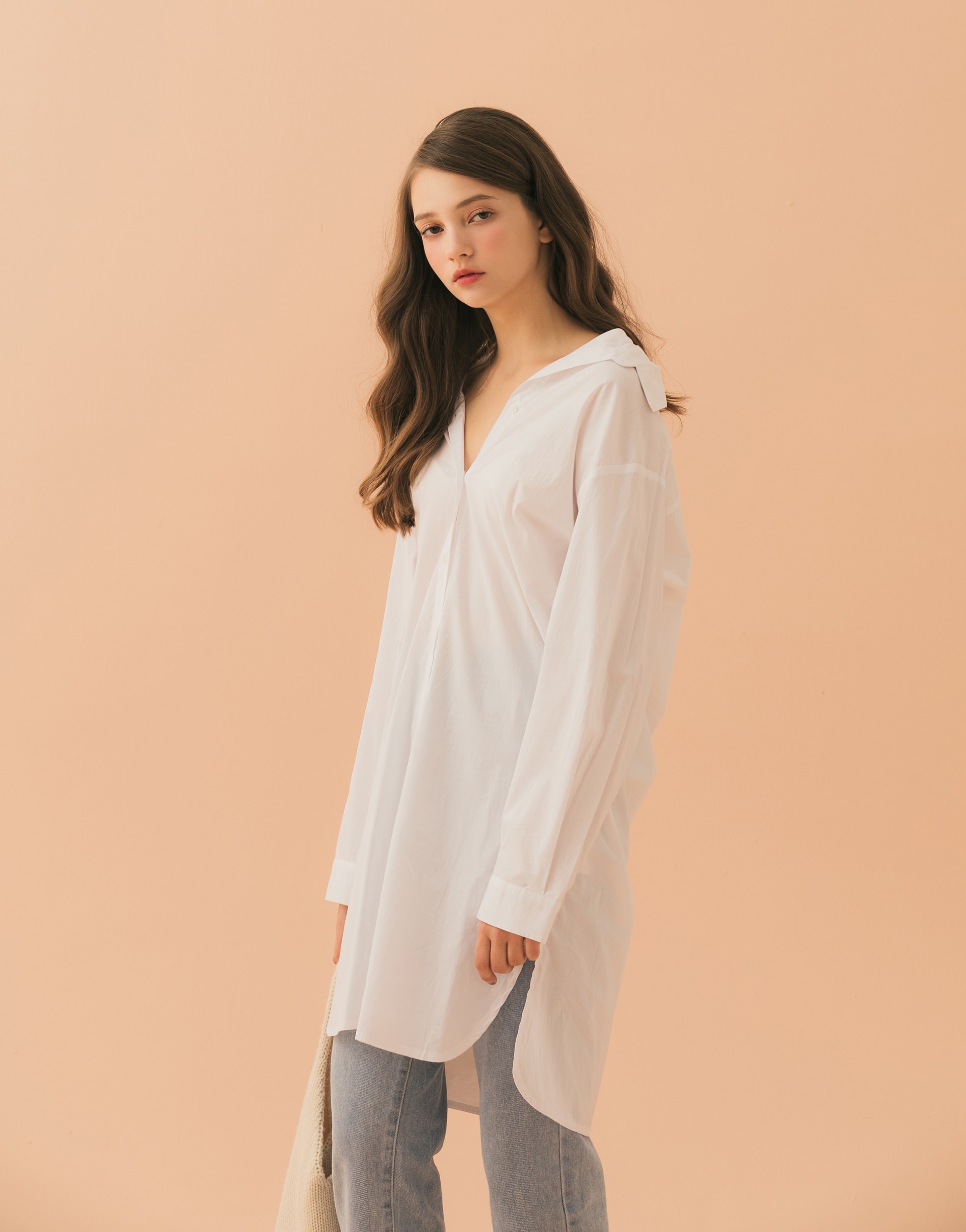 PAZZO+率性長版下開岔襯衫