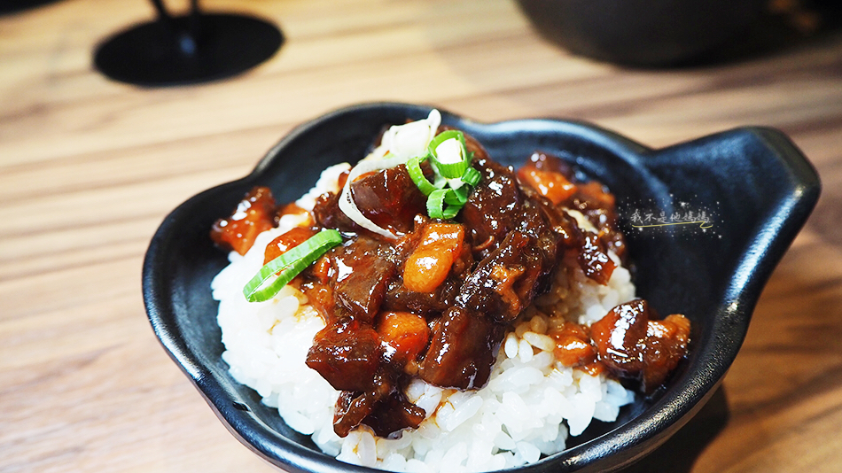 小滿鍋物,忠孝復興牛奶鍋,忠孝復興麻辣鍋,東區小火鍋,東區必吃美食,大安區必吃美食,忠孝復興必吃美食,東區涮涮鍋,忠孝復興涮涮鍋,激安,小農鍋物