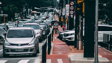 Google 怎麼利用 AI 預測車流量、決定最佳路線？