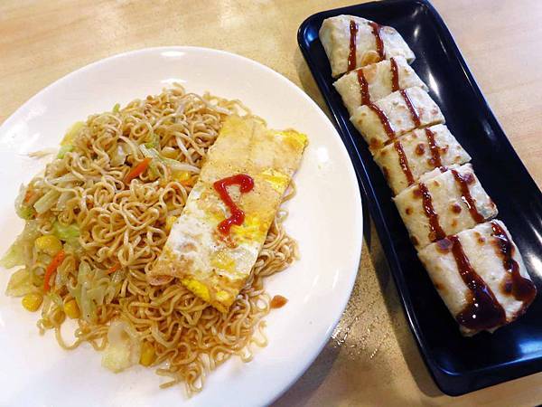 【台北美食】黑肉醬宵夜點心-好吃又美味的台北宵夜美食 【台北美食】黑肉醬宵夜點心-好吃又美味的台北宵夜美食