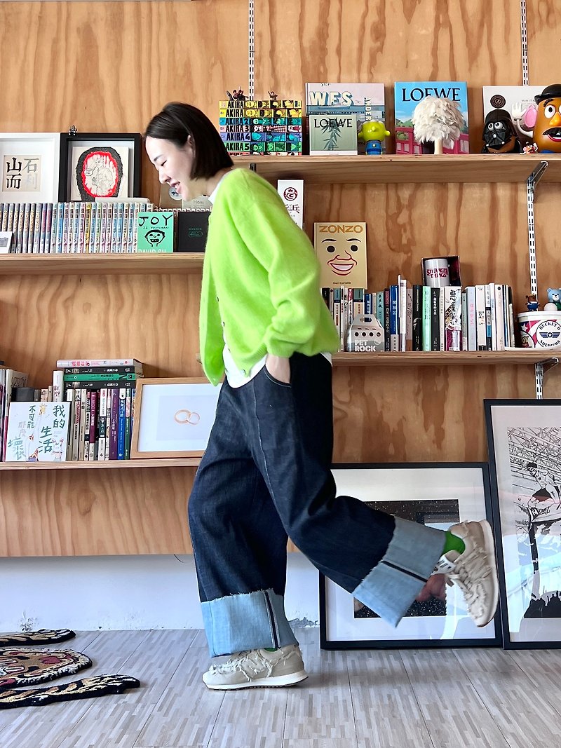 直筒寬版反折牛仔褲