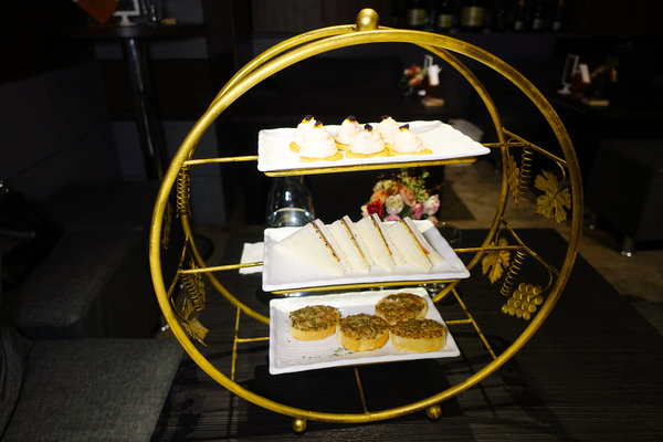 台北餐酒館聚餐-Elfin精靈餐酒館，超好拍IG網美餐酒館，水準之上的酒吧餐點，調酒超好喝的台北酒吧餐廳，台北調酒餐廳推薦