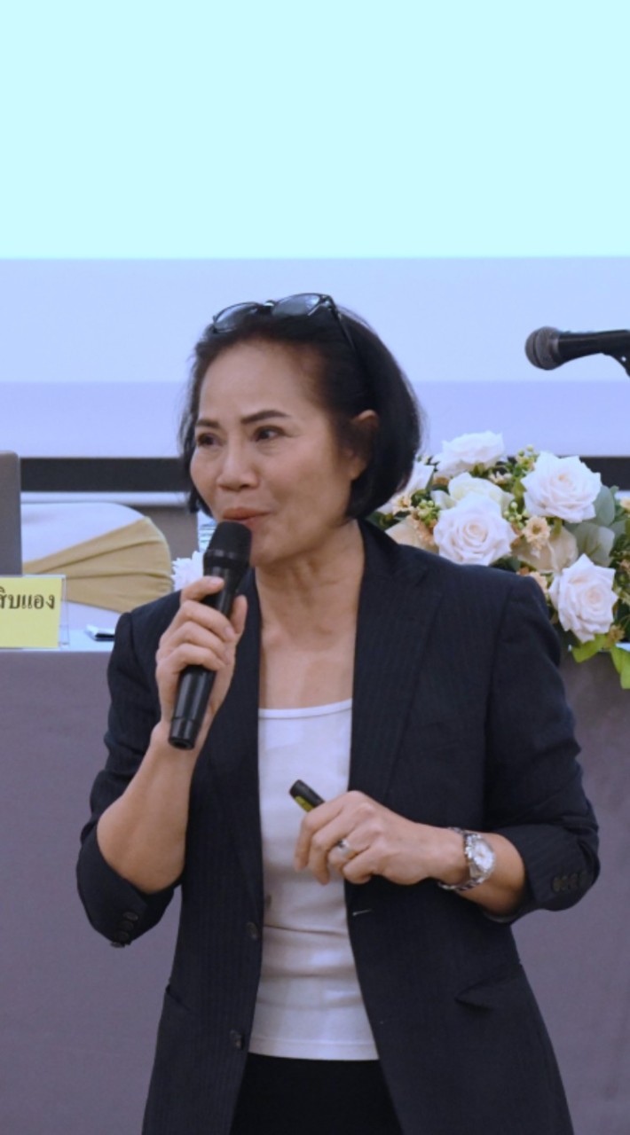ห้องเรียนฟรี​ สอนพูด​แบบมืออาชีพ
