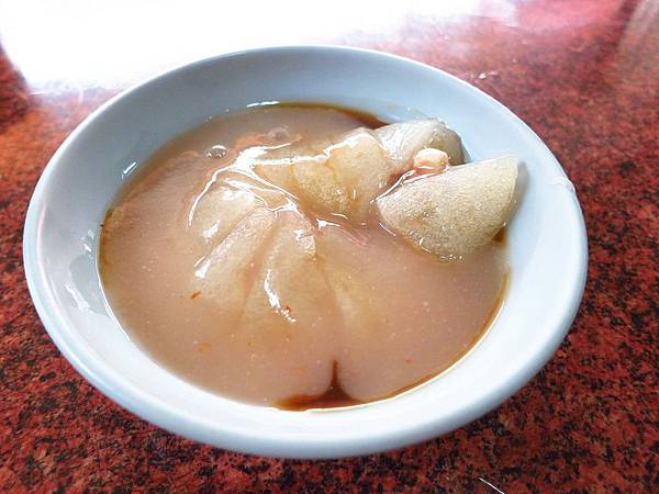 【三重美食】台中肉圓-1顆25元好吃的肉圓 【三重美食】台中肉圓-1顆25元好吃的肉圓