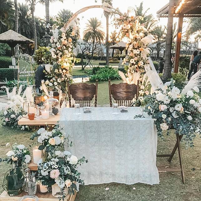 （圖片來源／IG @wen_wedding）