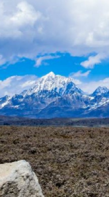 愛戶外健行登山小百岳中級山百岳＋露營溯溪攀岩