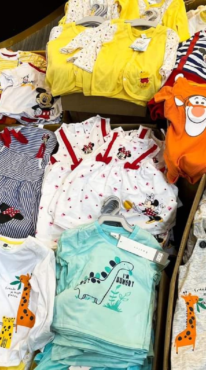 งานป้าย Disney f&f