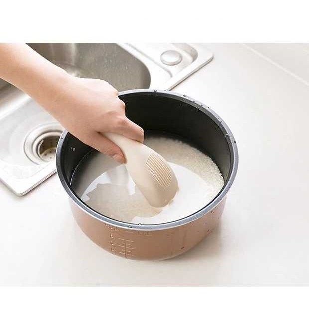 ▶超商寄出後約兩天配達門市（實際依照超商物流配送時間為準）。本公司7-11使用的是大物流直寄非一般賣家門市交寄，所以物流狀態更新會比較晚一天。不影響到貨時間（長假除外）當您看到訂單已處理的同時，代表我