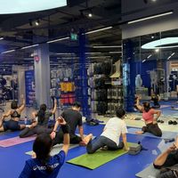 Decathlon Fashion Island Class